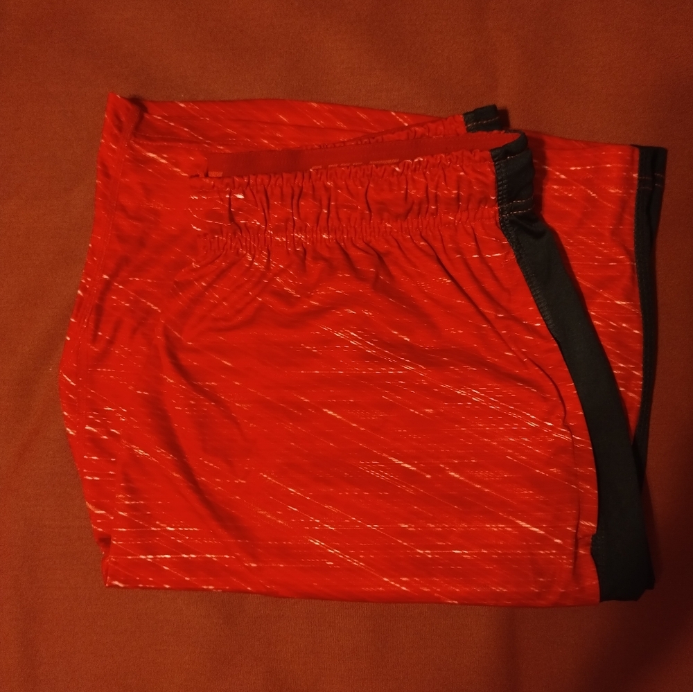 Short - Picture 2 of 5